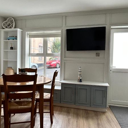 Blue Haven Apartment Moville Luaran gambar